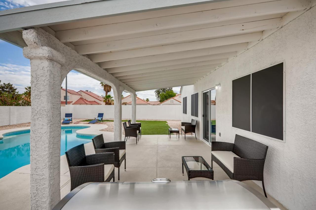 Luxurious House With A Pool, Spa, And Patio, Sleeps 6 Comfortably Лас-Вегас Екстер'єр фото